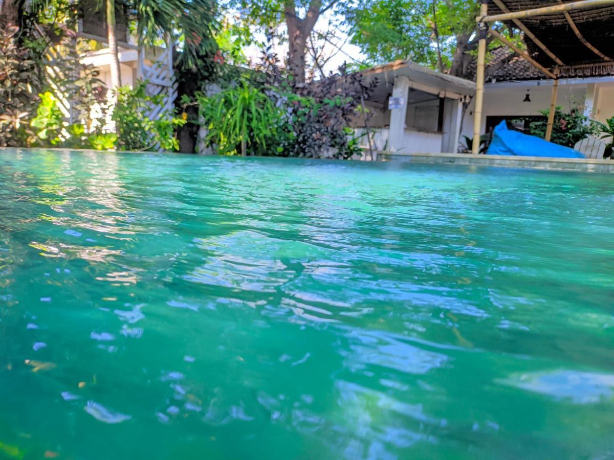 Dream Hotel Gili Trawangan Exterior photo